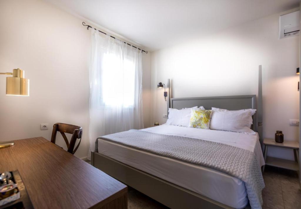 Lemon Tree House Aparthotel Karpathos Town  Exterior photo